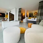 Orange Lounge Attersee Weyregg