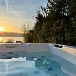 Orange Lounge Attersee 4* Weyregg