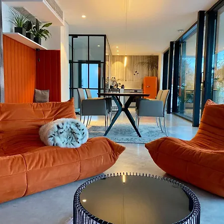 Orange Lounge Attersee Weyregg