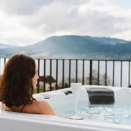 Ξενοδοχείο με διαμερίσματα Orange Lounge Attersee Weyregg