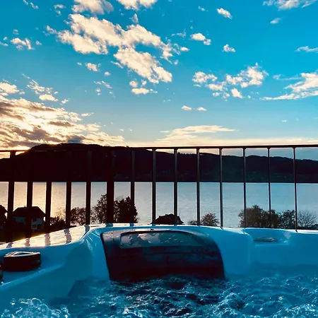 Orange Lounge Attersee 4* Weyregg