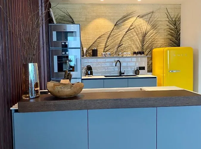 Orange Lounge Attersee Weyregg