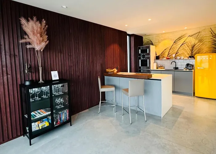 Ξενοδοχείο με διαμερίσματα Orange Lounge Attersee Weyregg