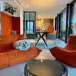 Orange Lounge Attersee Weyregg