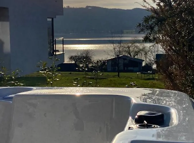 Orange Lounge Attersee Aparthotel 4*