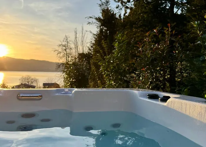 Orange Lounge Attersee 4* Weyregg am Attersee