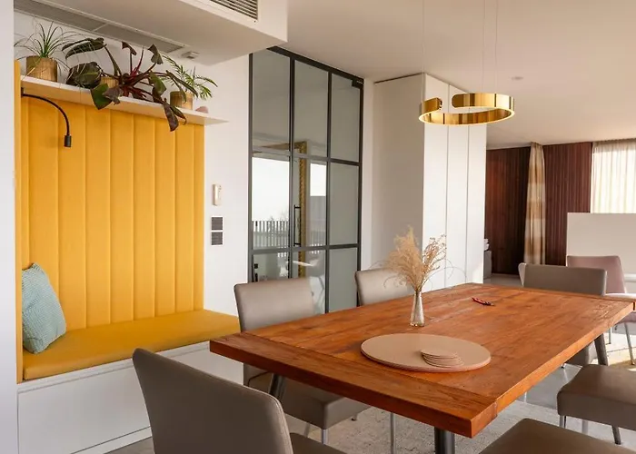 Orange Lounge Attersee Weyregg