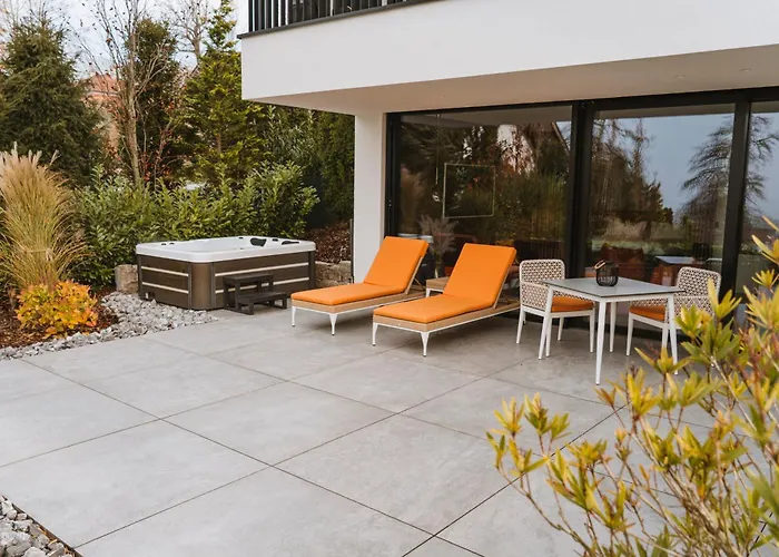 Orange Lounge Attersee Weyregg